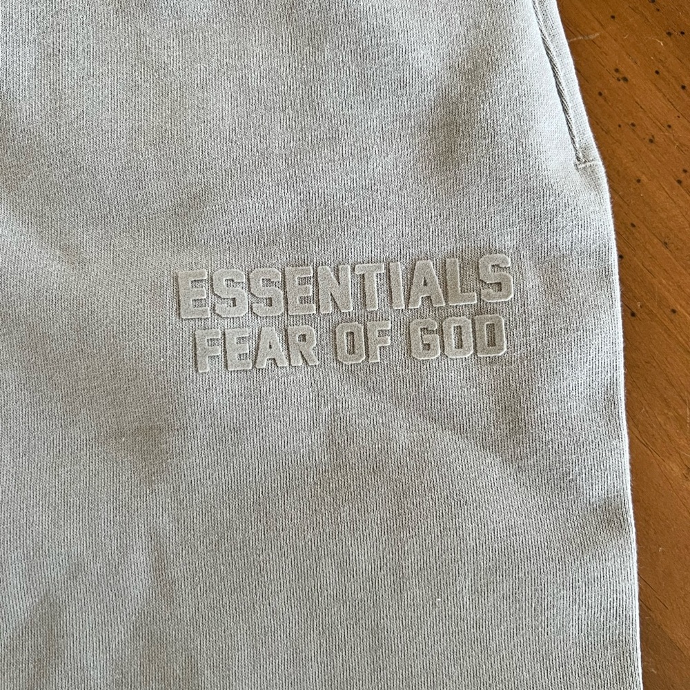 Essentials FOG Sweatpants - Logo Appliquéd - Light Smoke Grey - Size M